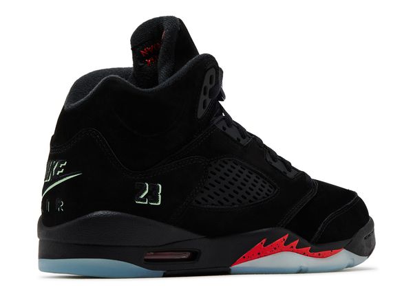 Jordan 5 Retro ‘Halloween’ (Gradeschool)